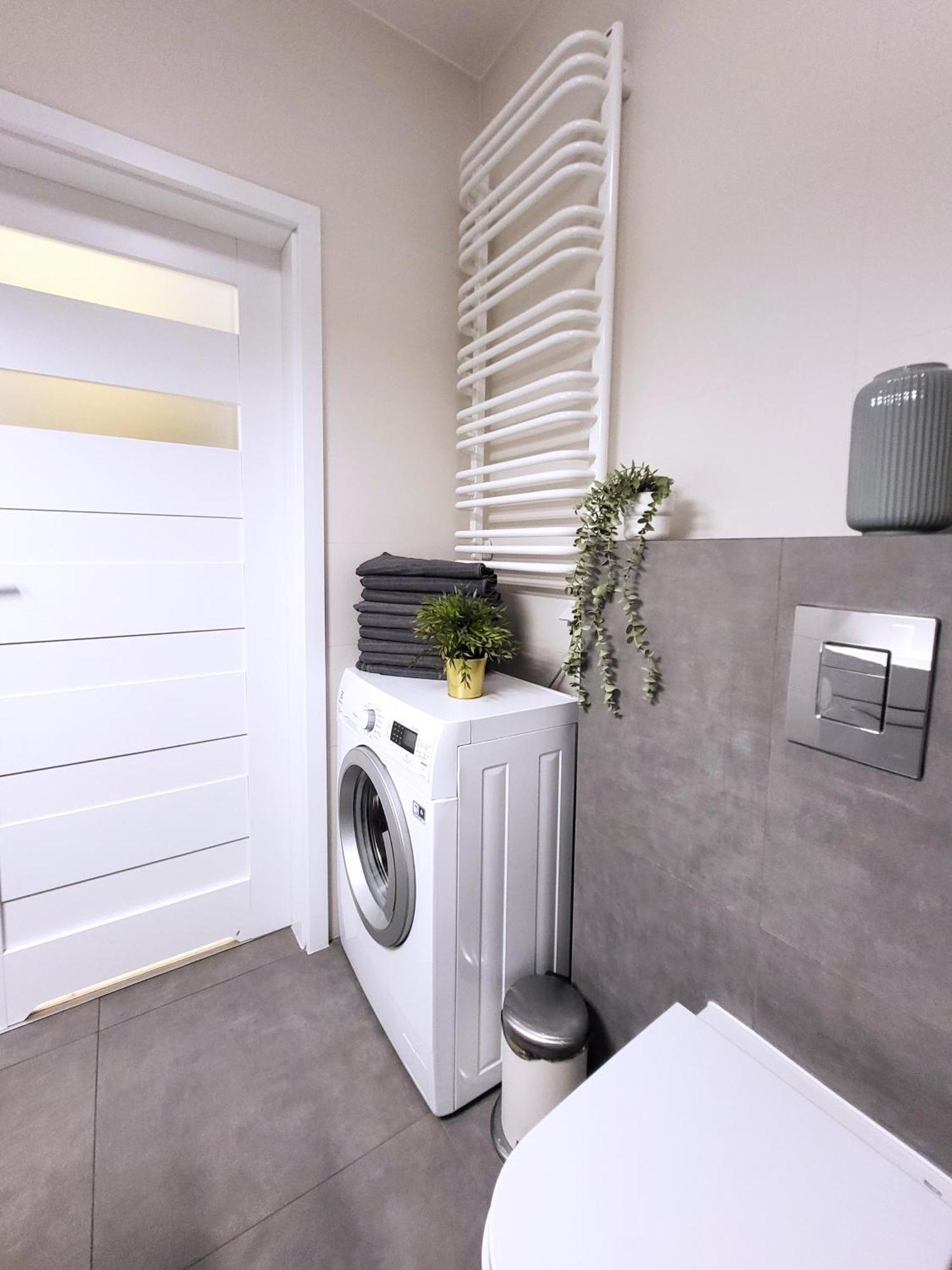 Chill Apartments City Link Varsavia Esterno foto